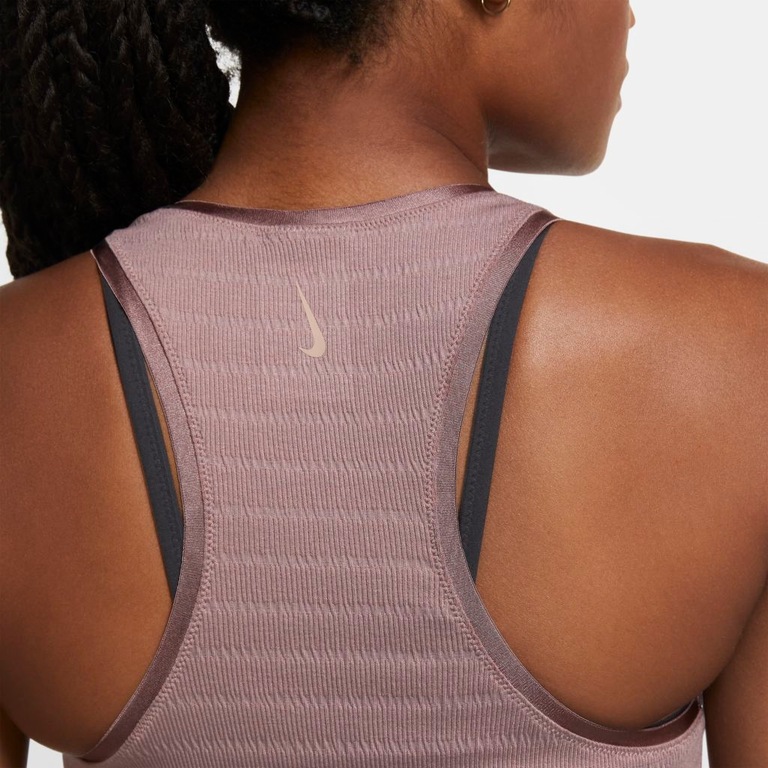 Regata Nike Yoga Feminina - Foto 4