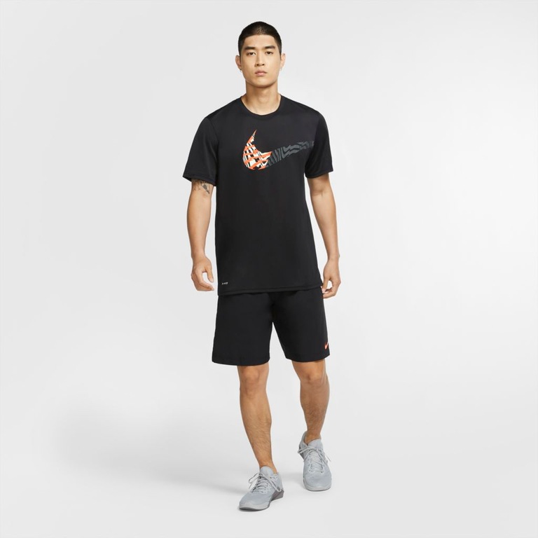 Camiseta Nike Dri-FIT Legend Masculina - Foto 5