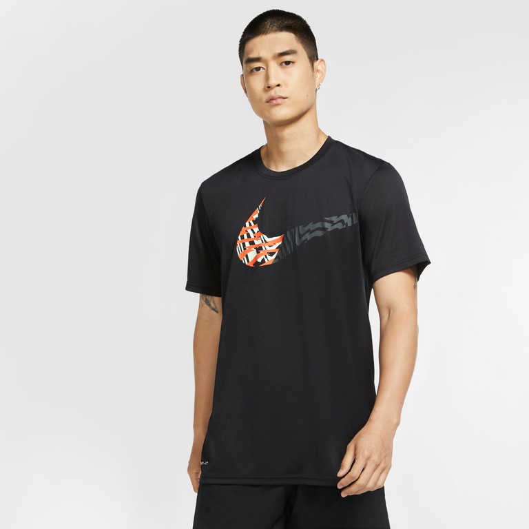 Camiseta Nike Dri-FIT Legend Masculina - Foto 1
