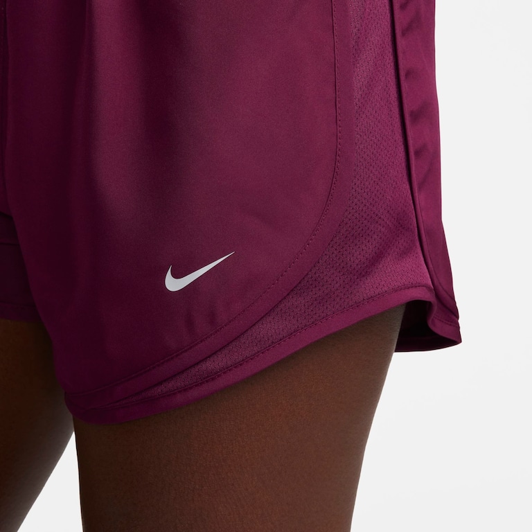 Shorts Nike Tempo Feminino - Foto 5