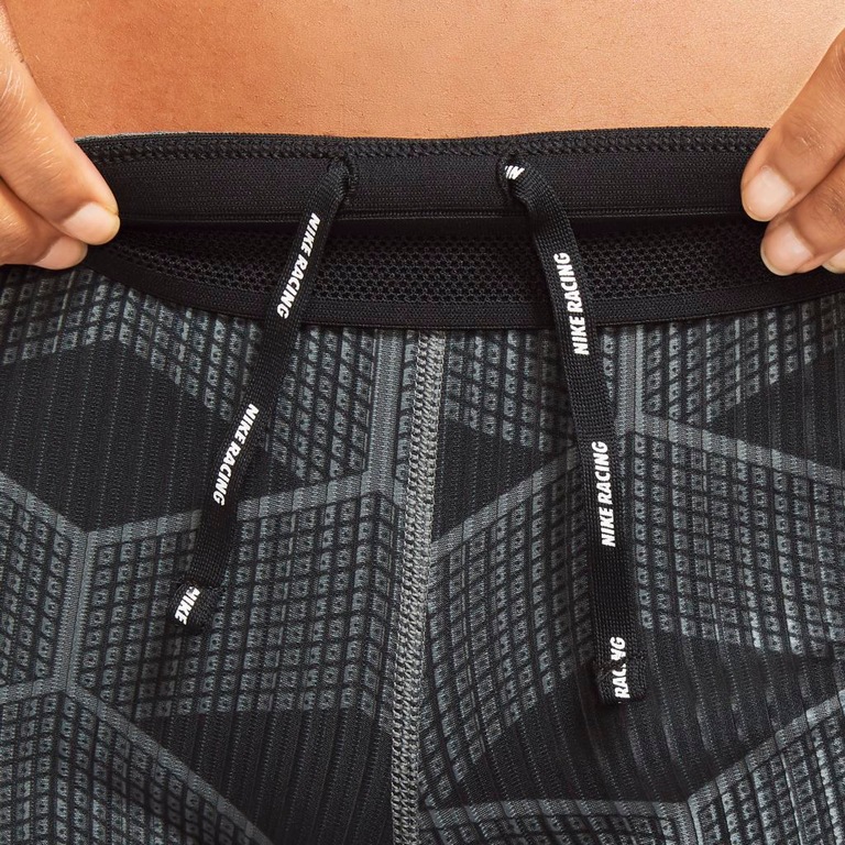 Shorts Nike Kenya Aeroswift Feminino - Foto 3