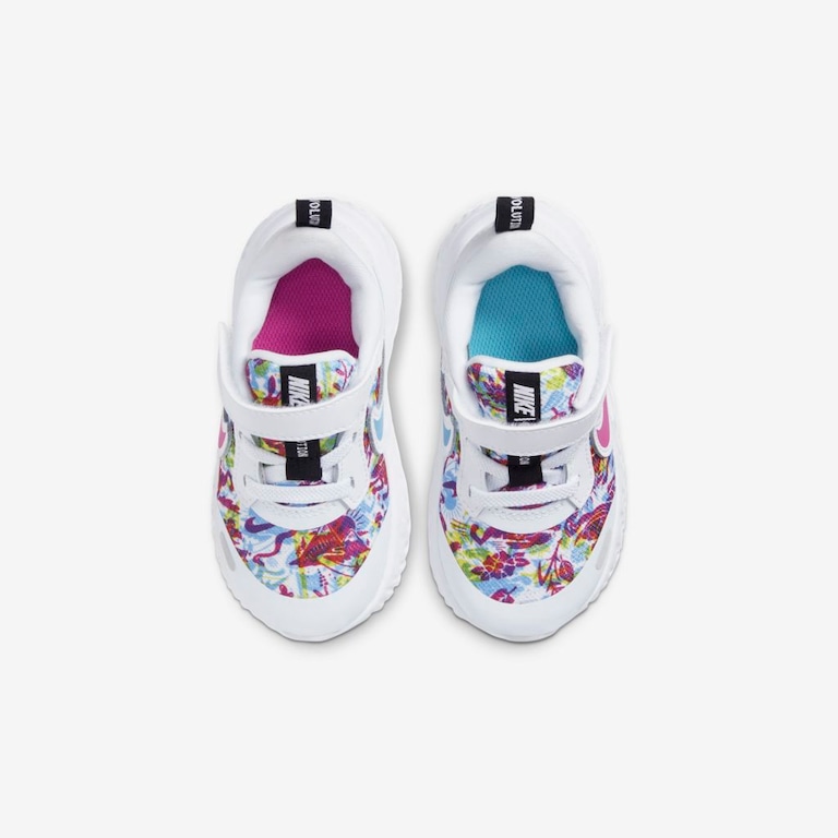 Tênis Nike Revolution 5 Fable Infantil - Foto 4