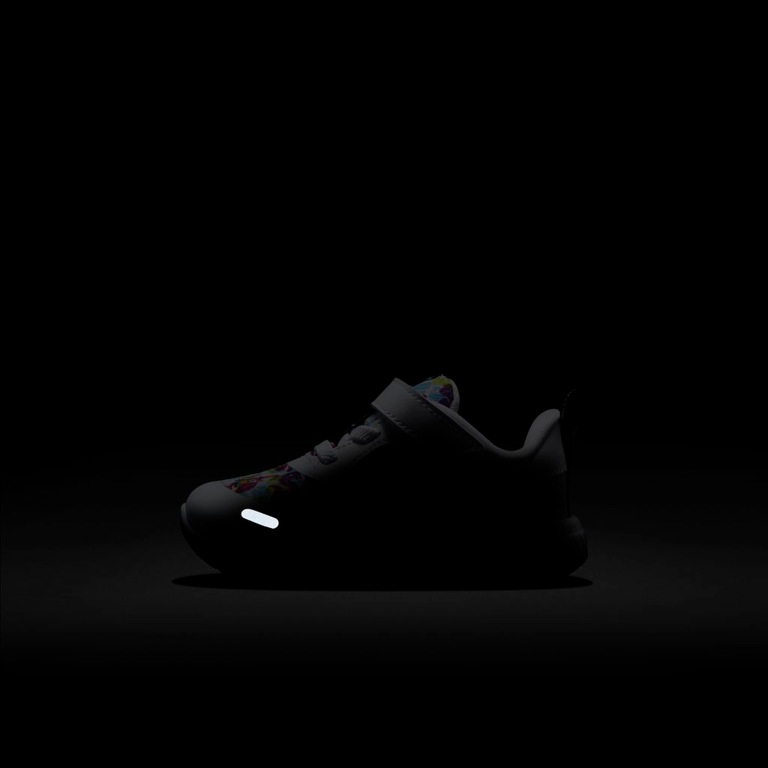 Tênis Nike Revolution 5 Fable Infantil - Foto 8