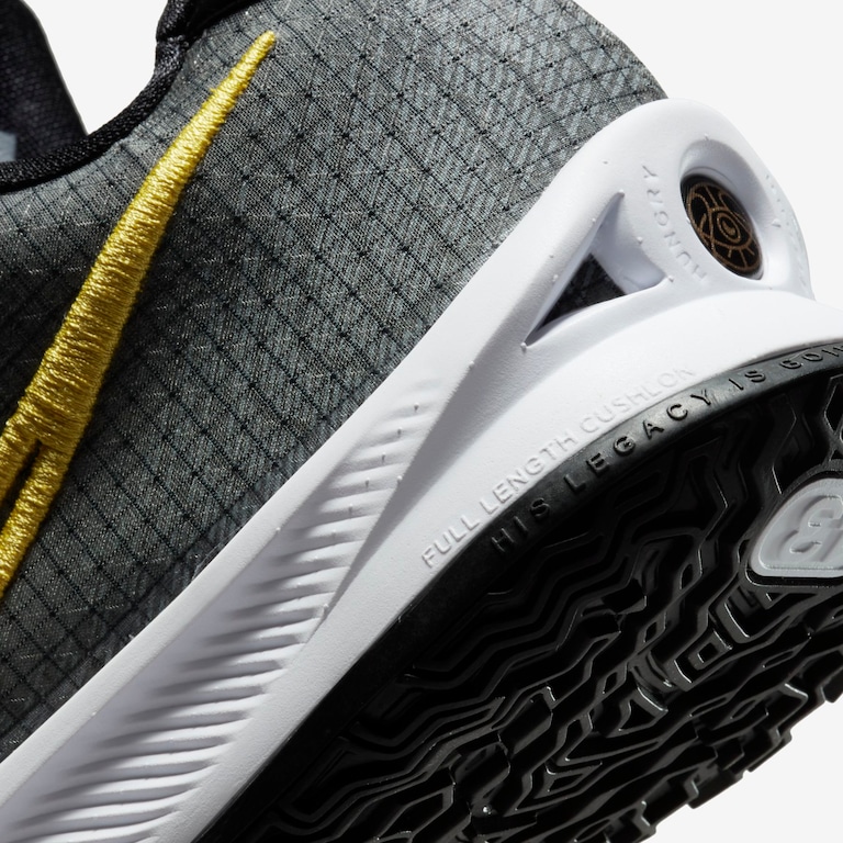 Tênis Nike Kyrie Low 4 Unissex - Foto 8