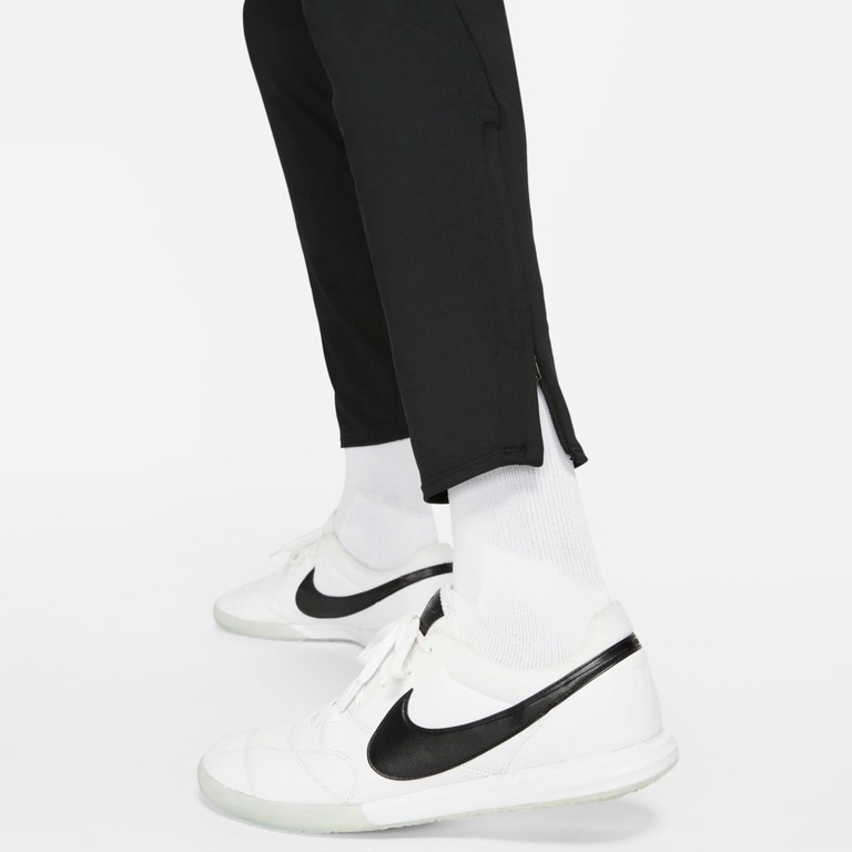 Calça Nike Dri-FIT Strike Masculina - Foto 5