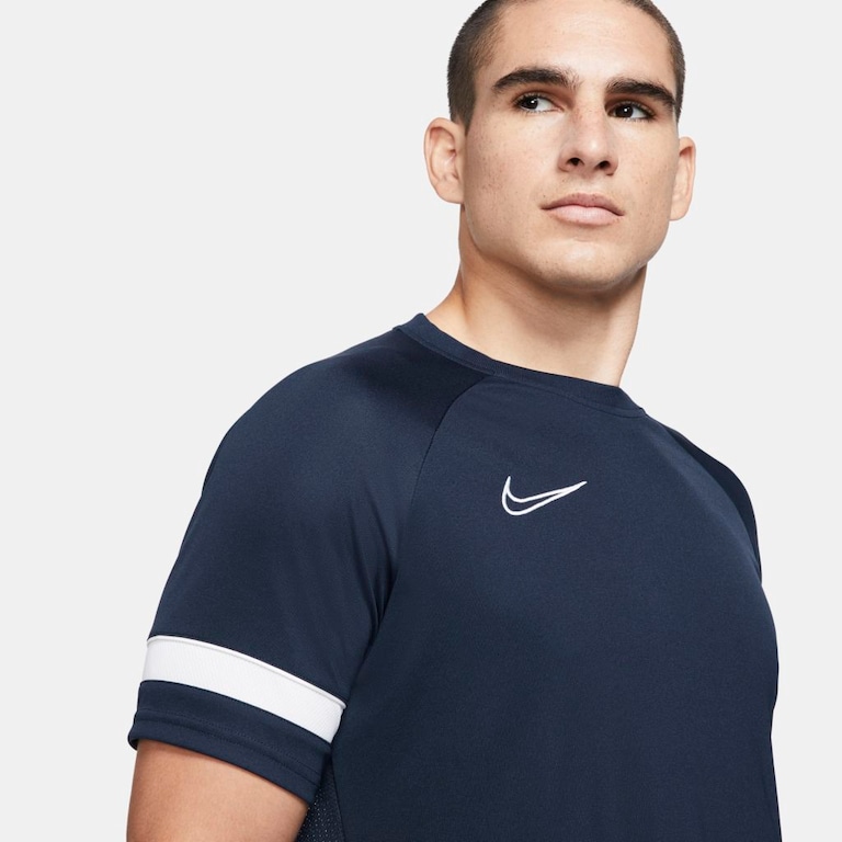 Camiseta Nike Dri-FIT Academy Masculina - Foto 3