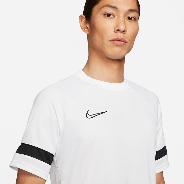 Camiseta Nike Dri-FIT Academy Masculina - Foto 3