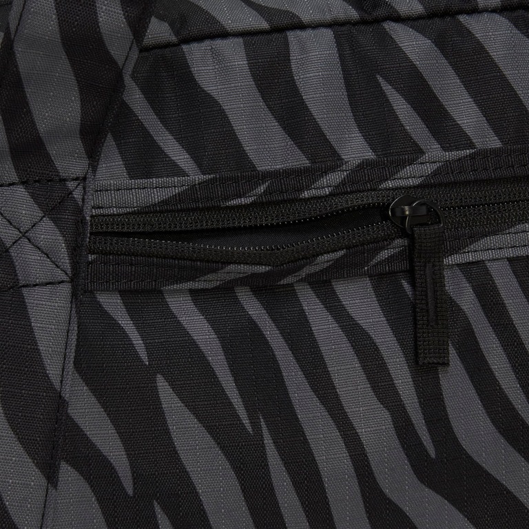 Bolsa Nike Gym Club Feminina - Foto 8