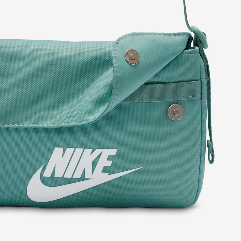 Bolsa Transversal Nike Sportswear Futura 365 Feminina - Foto 5