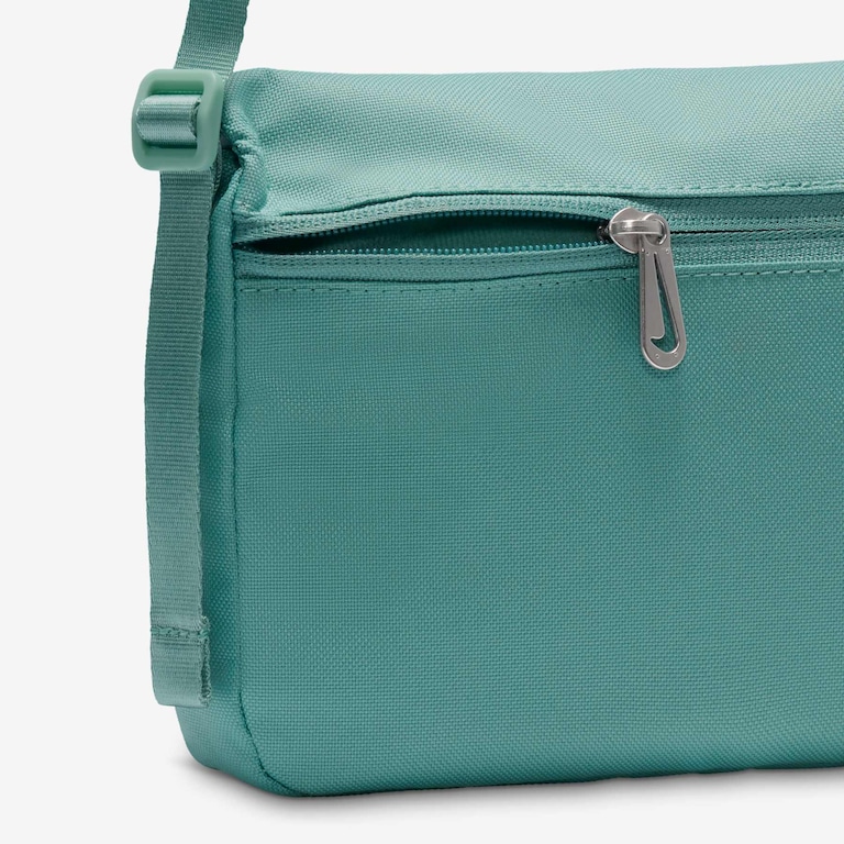 Bolsa Transversal Nike Sportswear Futura 365 Feminina - Foto 6
