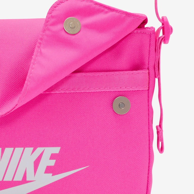 Bolsa Transversal Nike Sportswear Futura 365 Feminina - Foto 7