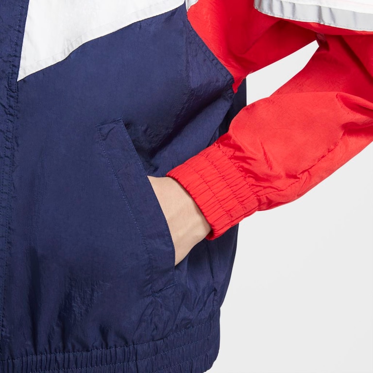Jaqueta Nike Sportswear Windrunner+ Masculina - Foto 4