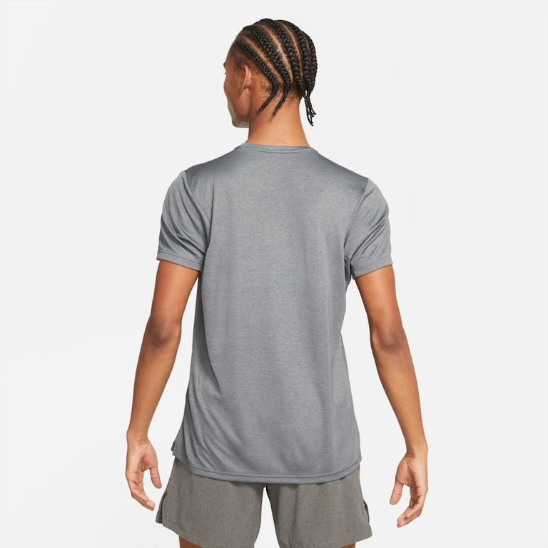 Camiseta Nike Dri-FIT Superset Masculina - Foto 2