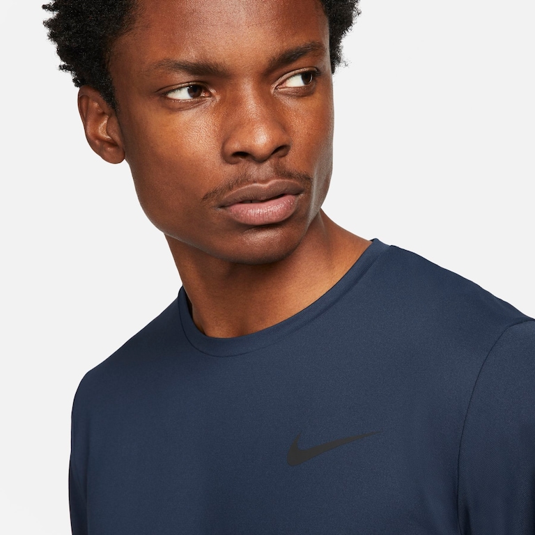 Camiseta Nike Pro Dri-FIT Masculina - Foto 3
