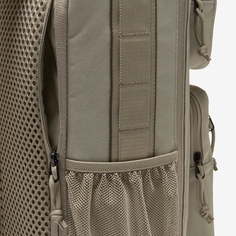 Mochila Nike Utility Speed Masculina - Foto 9