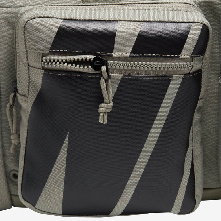 Bolsa Nike Utility Power Unissex - Foto 8