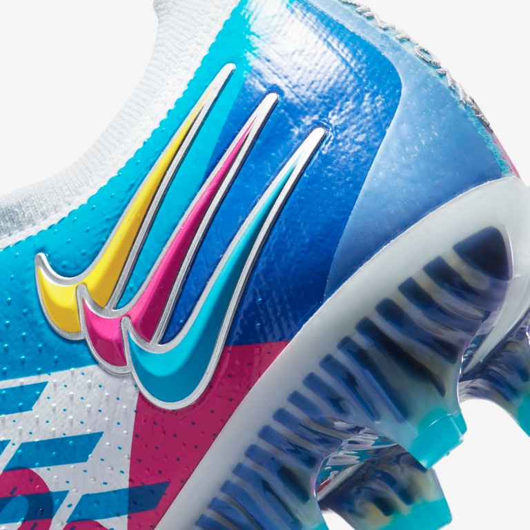 Chuteira Nike Phantom GT Elite 3D Campo - Foto 9
