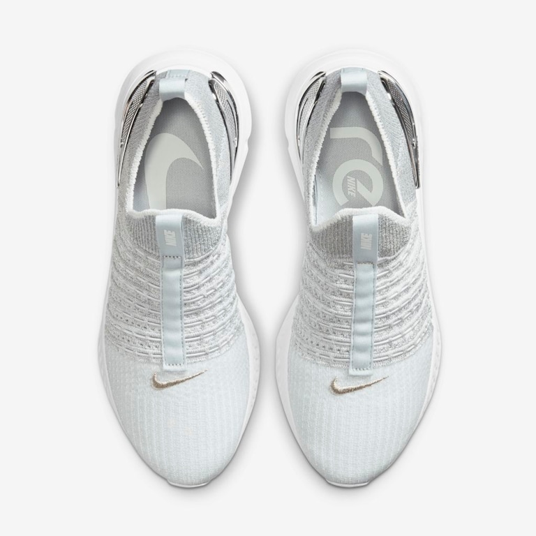 Tênis Nike React Phantom Run Flyknit 2 Premium Feminino - Foto 4