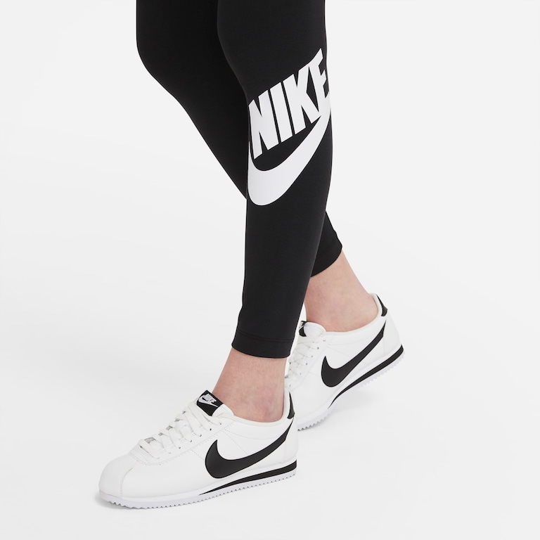 Legging Nike Sportswear Essential Feminina - Foto 4