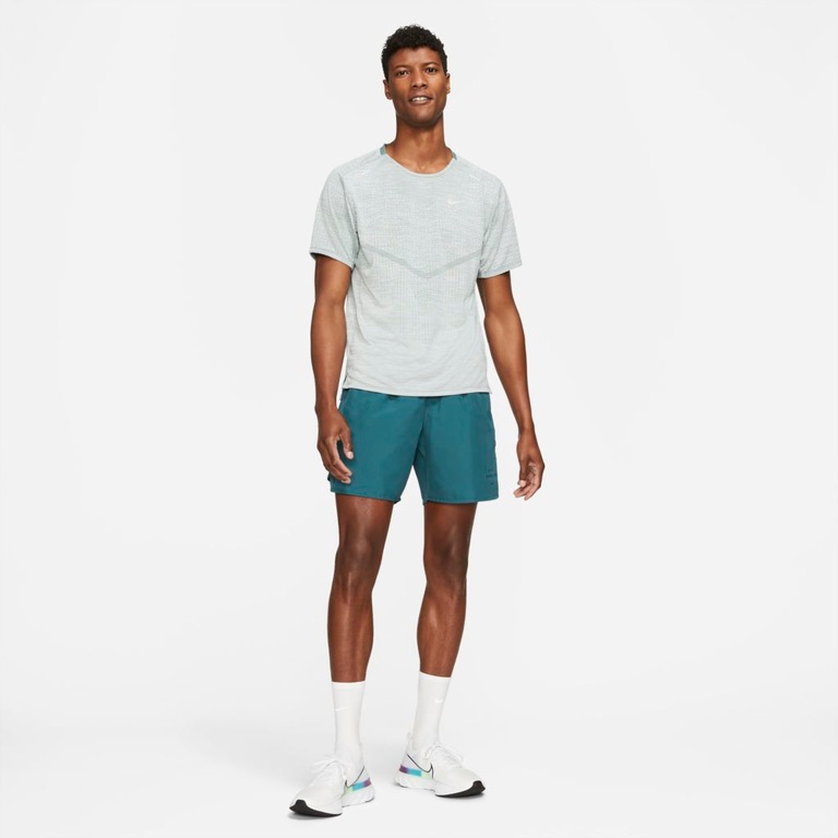 Camiseta Nike Dri-FIT ADV Techknit Ultra Masculina - Foto 7