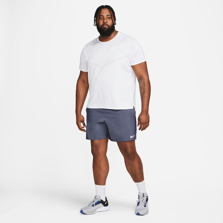 Shorts Nike Challenger Masculino - Foto 16