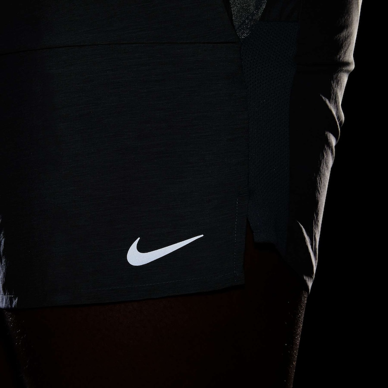 Shorts Nike Dri-FIT Challenger Masculino - Foto 9
