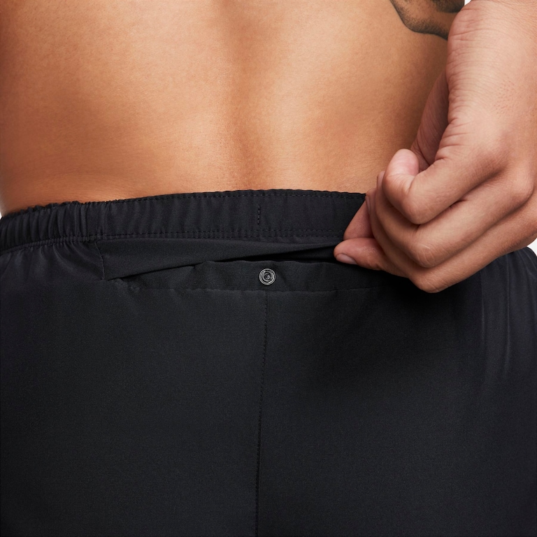 Shorts Nike Dri-FIT Challenger Masculino - Foto 7