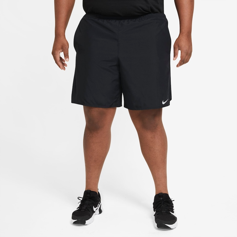 Shorts Nike Dri-FIT Challenger Masculino - Foto 10