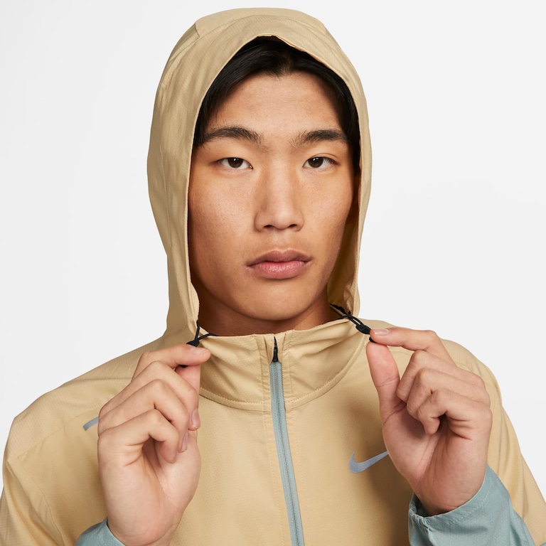 Jaqueta Nike Repel UV Windrunner Masculina - Foto 4