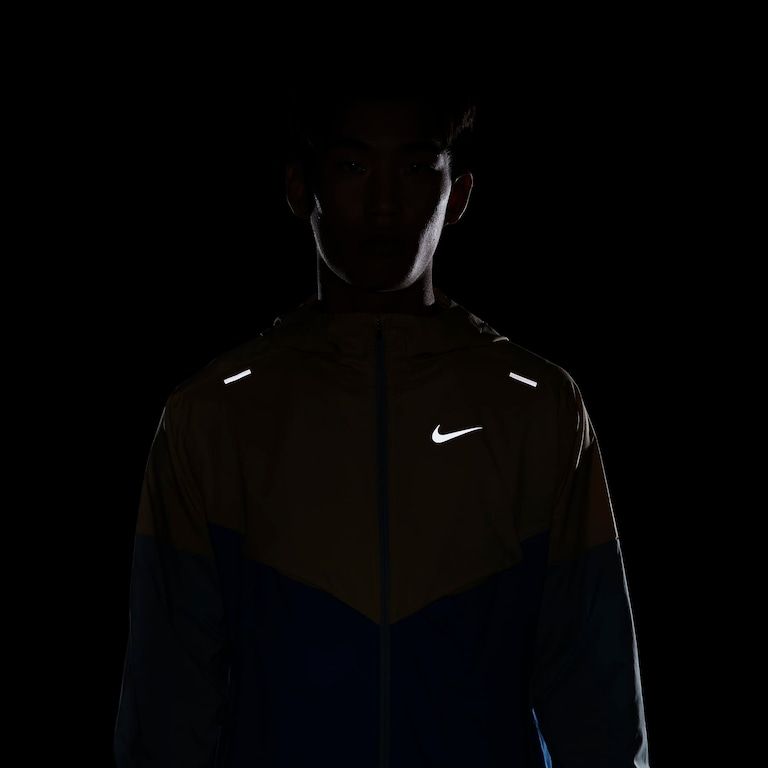 Jaqueta Nike Repel UV Windrunner Masculina - Foto 10