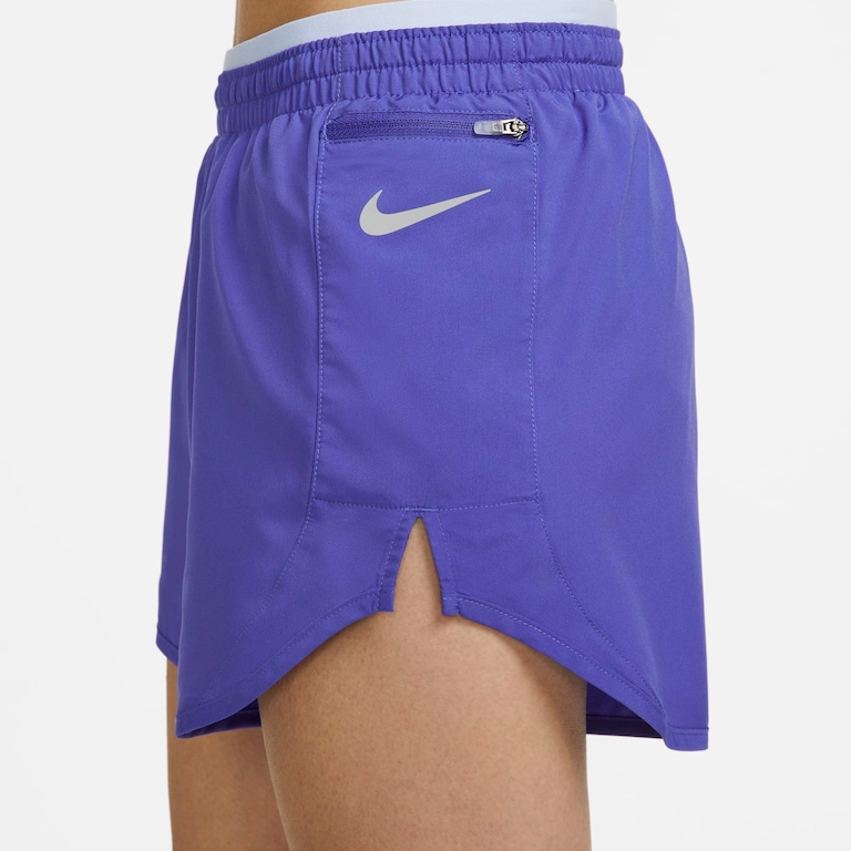 Shorts Nike Tempo Luxe Feminino - Foto 4