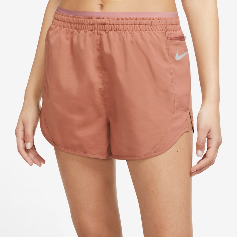 Shorts Nike Tempo Luxe Feminino - Foto 1
