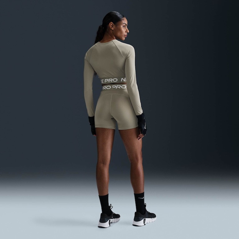 Shorts Nike Pro 365 Feminino - Foto 4