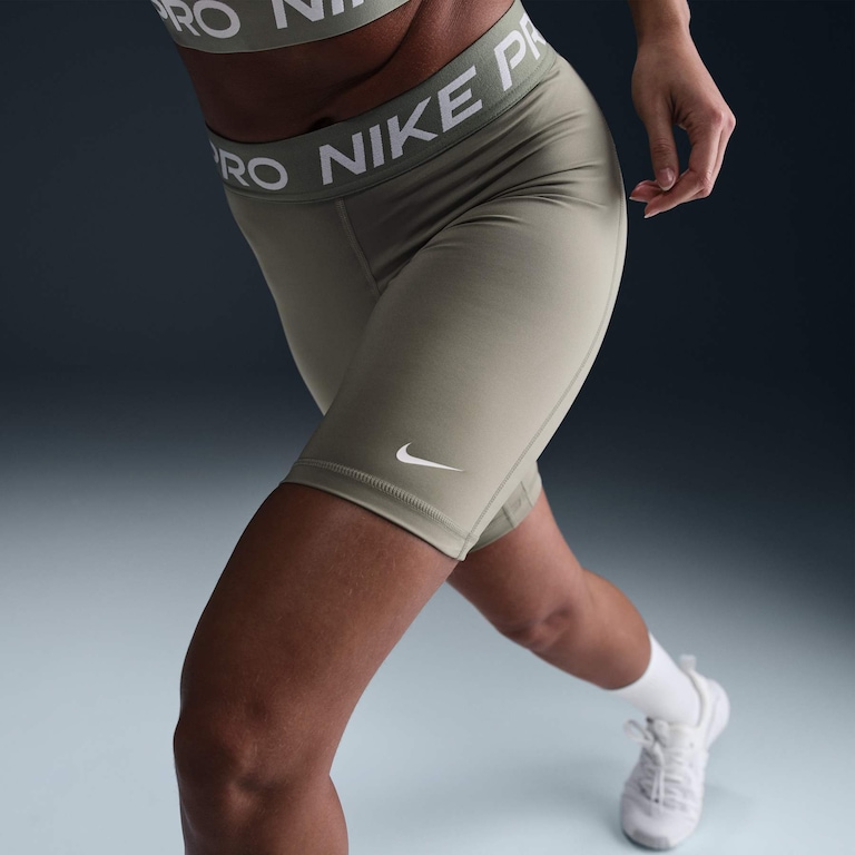 Shorts Nike Pro 365 Feminino - Foto 5