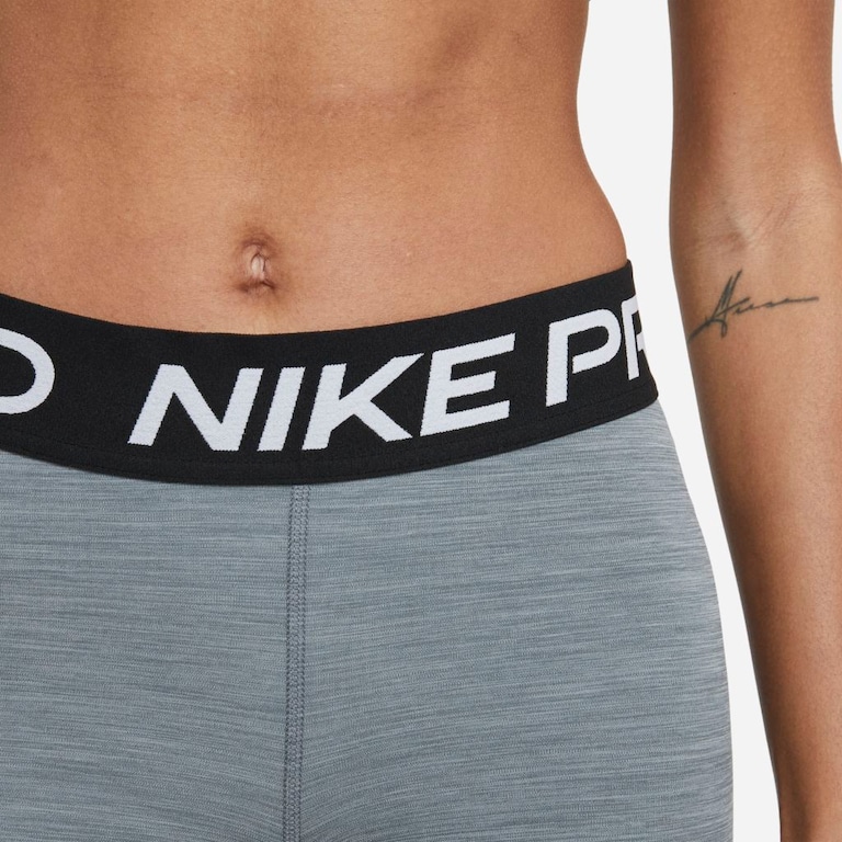 Shorts Nike Pro Feminino - Foto 4