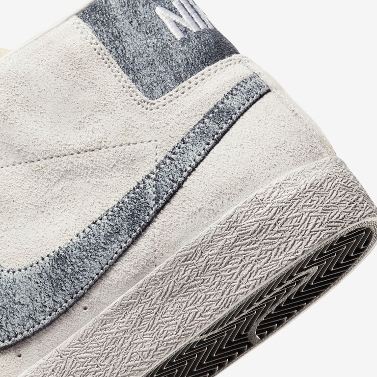 Tênis Nike SB Zoom Blazer Mid Premium Unissex - Foto 8