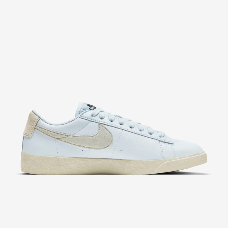 Tênis Nike Blazer Low SE Feminino - Foto 3
