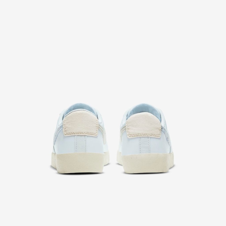 Tênis Nike Blazer Low SE Feminino - Foto 6