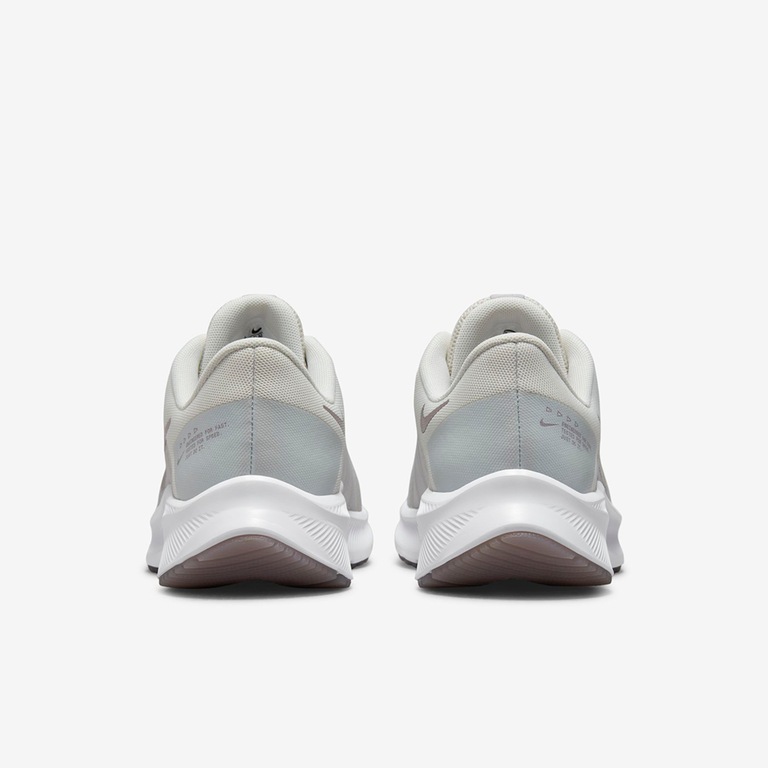 TENIS WMNS NIKE QUEST 4 PRM - Foto 6