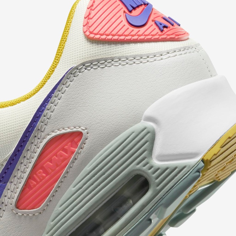 Tênis Nike Air Max 90 Feminino - Foto 8