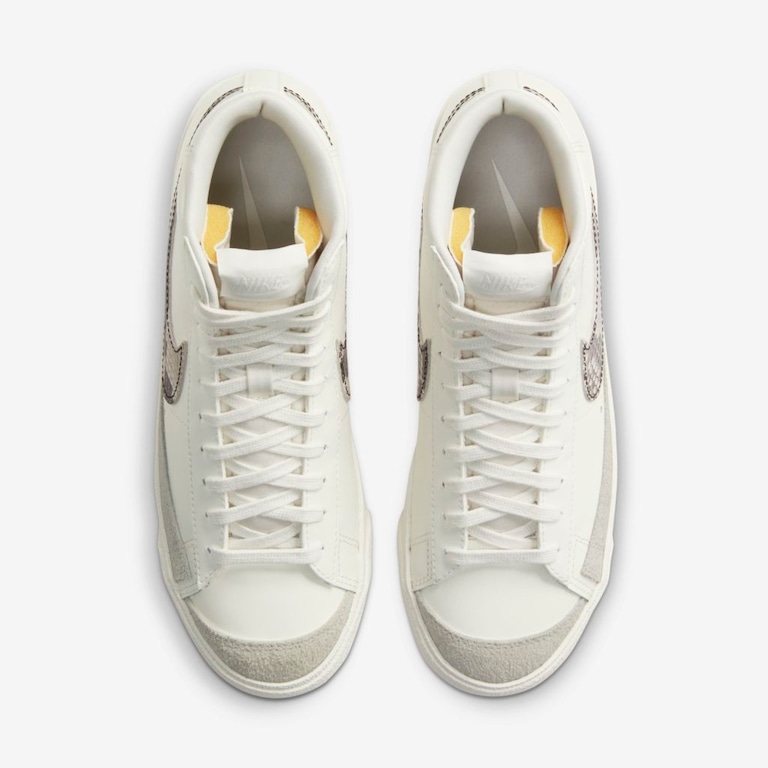 Tênis Nike Blazer Mid '77 Edição Especial Feminino - Foto 4