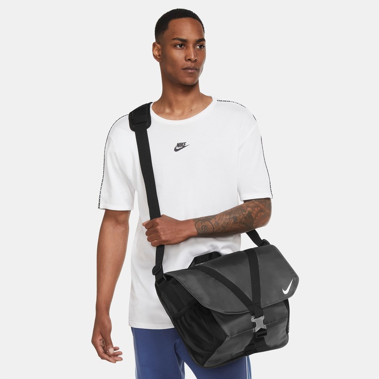 Bolsa Nike Sportswear Essentials Unissex - Foto 2