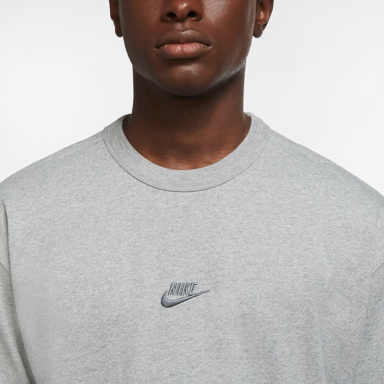 Camiseta Nike Sportswear Premium Essential Masculina - Foto 3