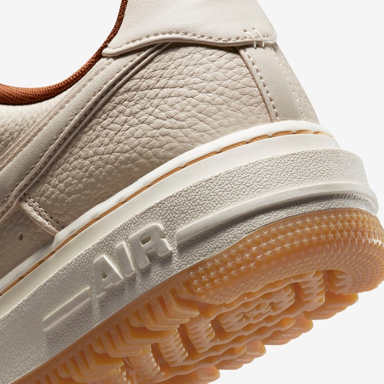 Tênis Nike Air Force 1 Luxe Masculino - Foto 8