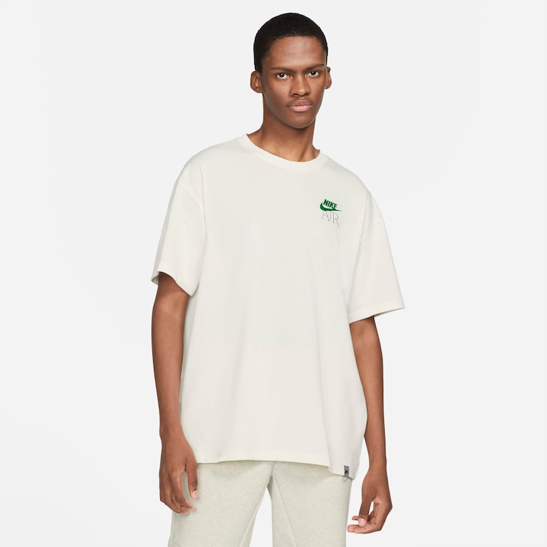 Camiseta Nike Sportswear Masculina - Foto 1