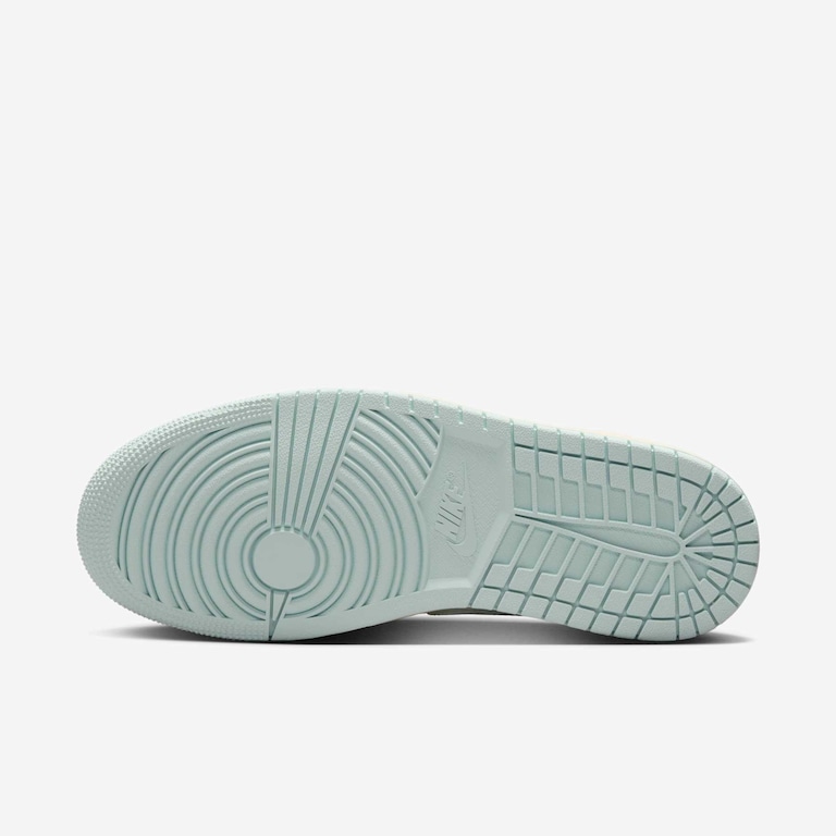 Tênis Air Jordan 1 Low Feminino - Foto 2