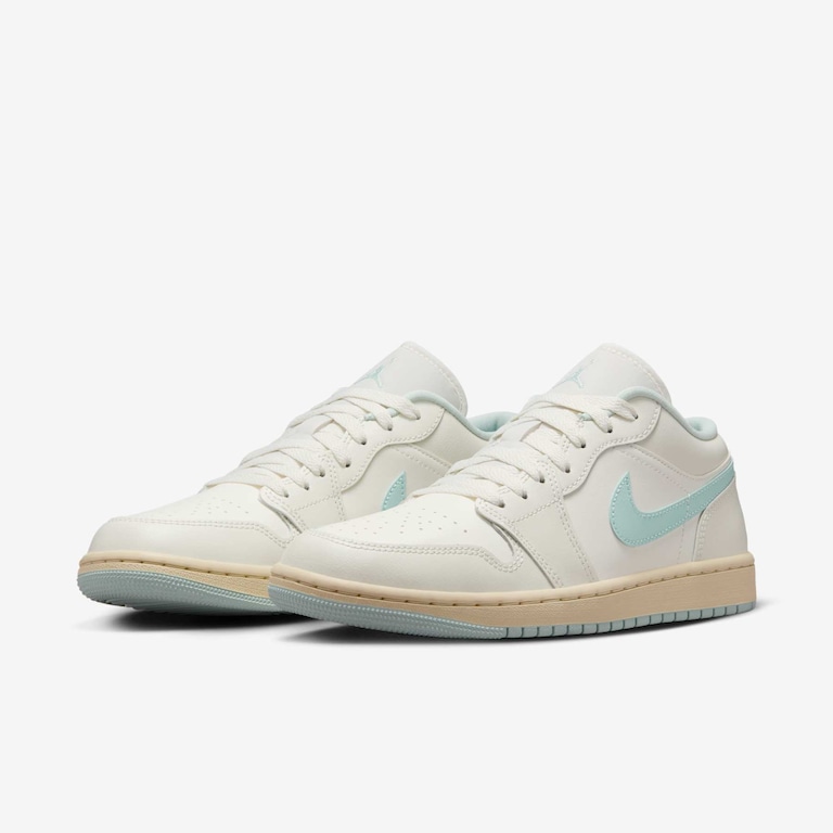 Tênis Air Jordan 1 Low Feminino - Foto 5