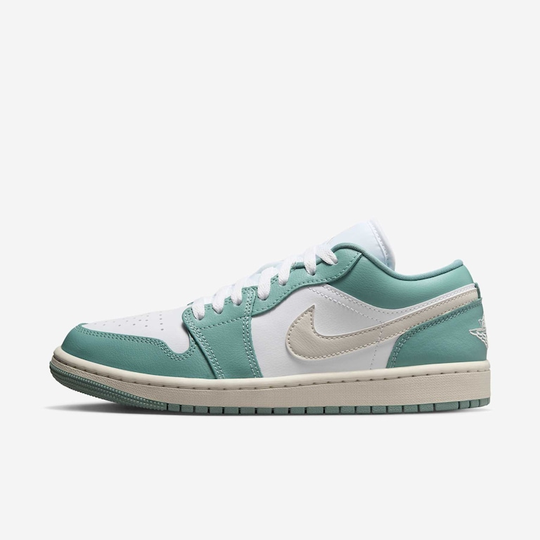 Tênis Air Jordan 1 Low Feminino - Foto 1