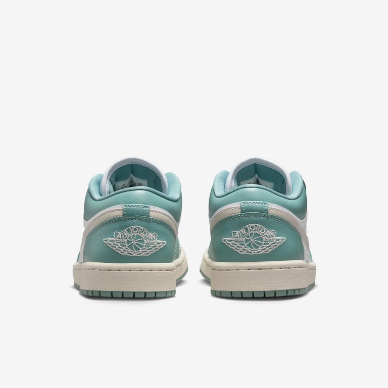 Tênis Air Jordan 1 Low Feminino - Foto 6