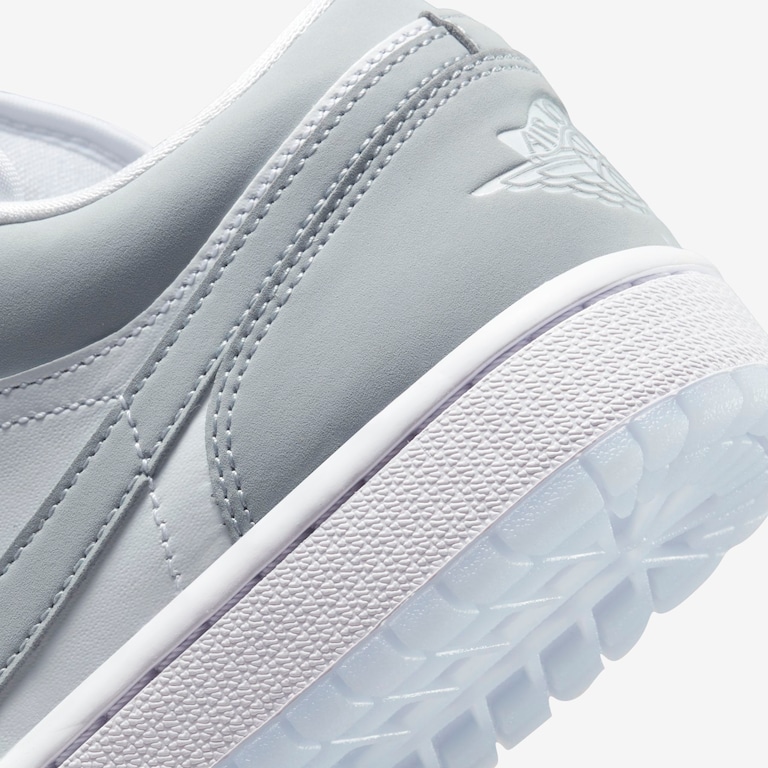 Tênis Air Jordan 1 Low Feminino - Foto 8